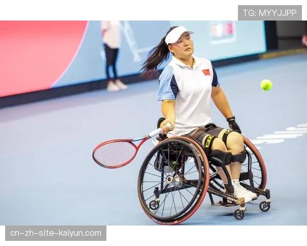 轮椅网球总决赛开幕慈善表演赛 球员与青少年新锐同场切磋